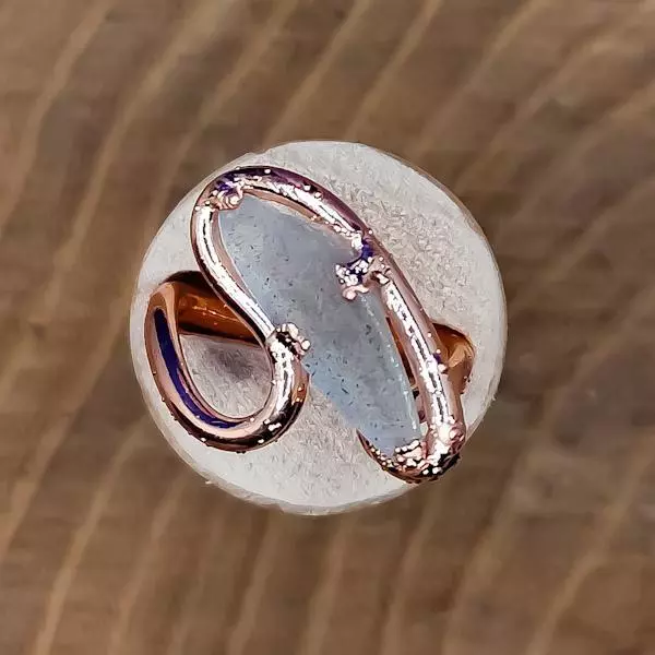 Anello con labradorite
