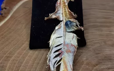 Collana piuma con pendente in fluorite
