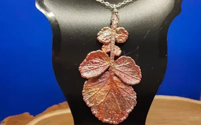 Collana con Erba Benedetta
